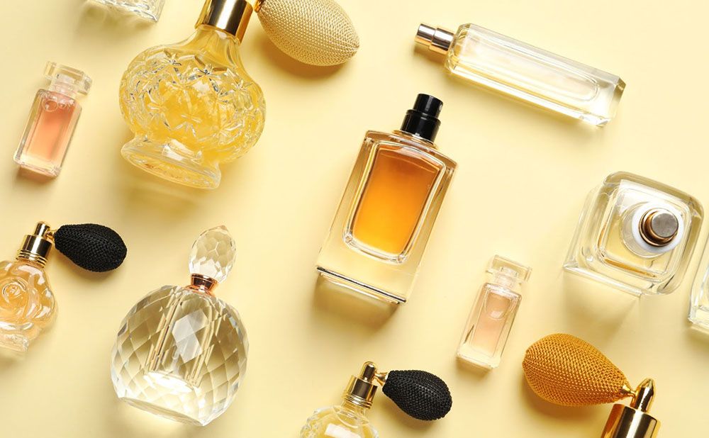 Сезонні аромати: що носити влітку та взимку