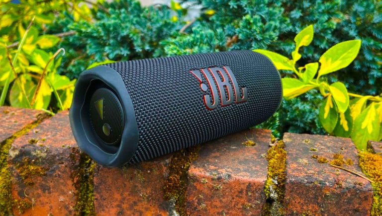 Купуєте Bluetooth колонку? Зверніть увагу на колонку JBL